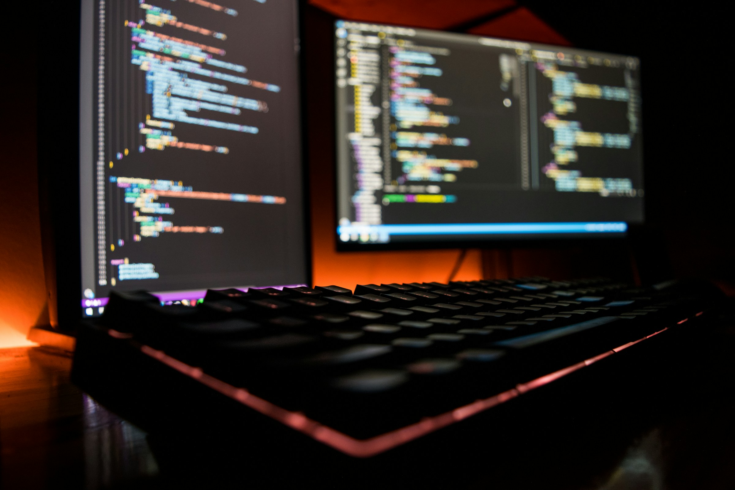 Git Push 驗證失敗：如何處理 GitHub Token 過期與終端機符號陷阱 — Photo by Fotis Fotopoulos on Unsplash